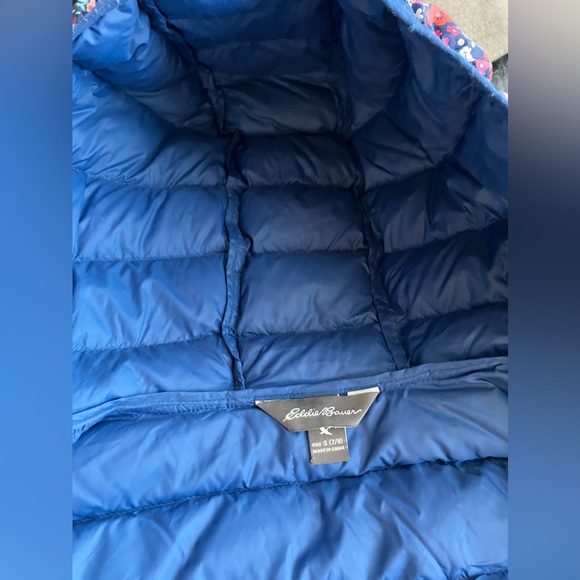 Kid Eddie Bauer Down Coat - Picture 9 of 9